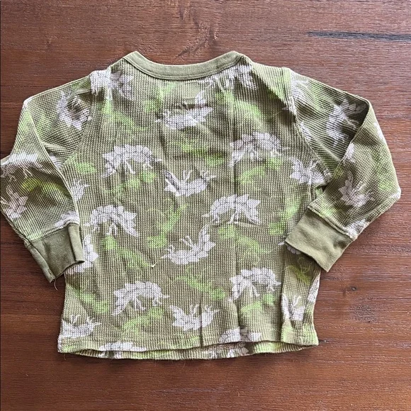 Old Navy sz 4T excellent condition. Light weight thermal 100% cotton. - Picture 4 of 4